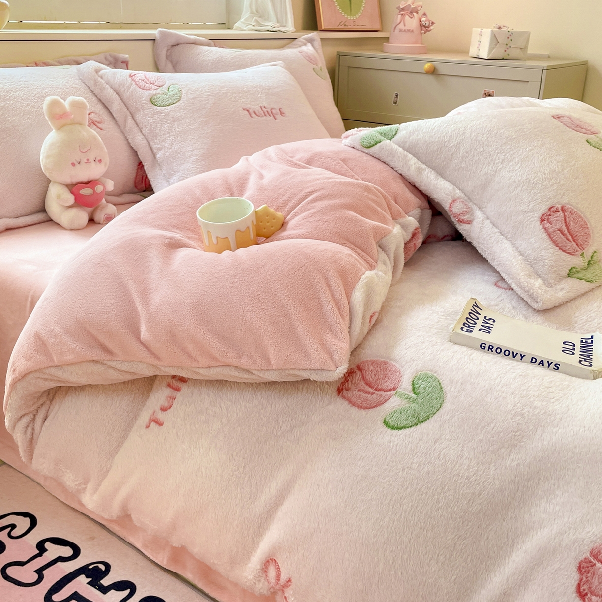 91家纺网 家纺一手货源 找家纺 沐慕 2025新款A类200g加厚雪花绒180g牛奶绒四件套 粉嫩郁金香