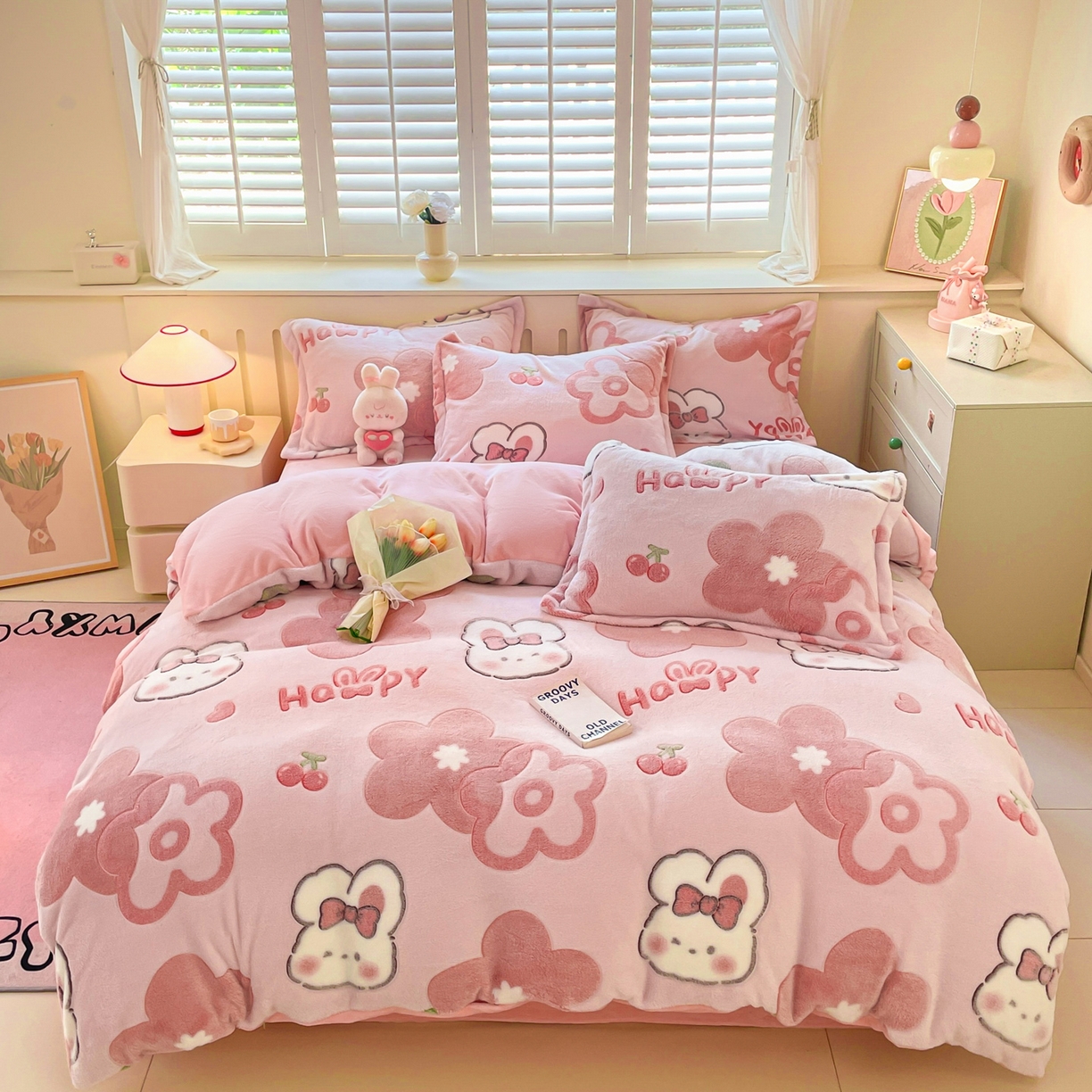 91家纺网 家纺一手货源 找家纺 沐慕 2025新款A类200g加厚雪花绒180g牛奶绒四件套 花花粉兔