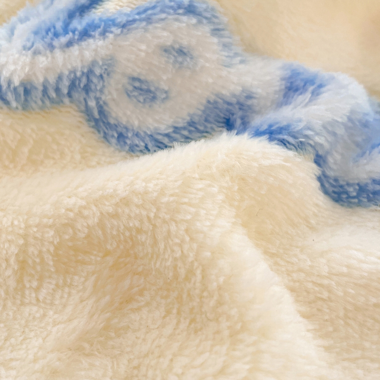 91家纺网 家纺一手货源 找家纺 沐慕 2025新款A类200g加厚雪花绒180g牛奶绒四件套 可爱熊