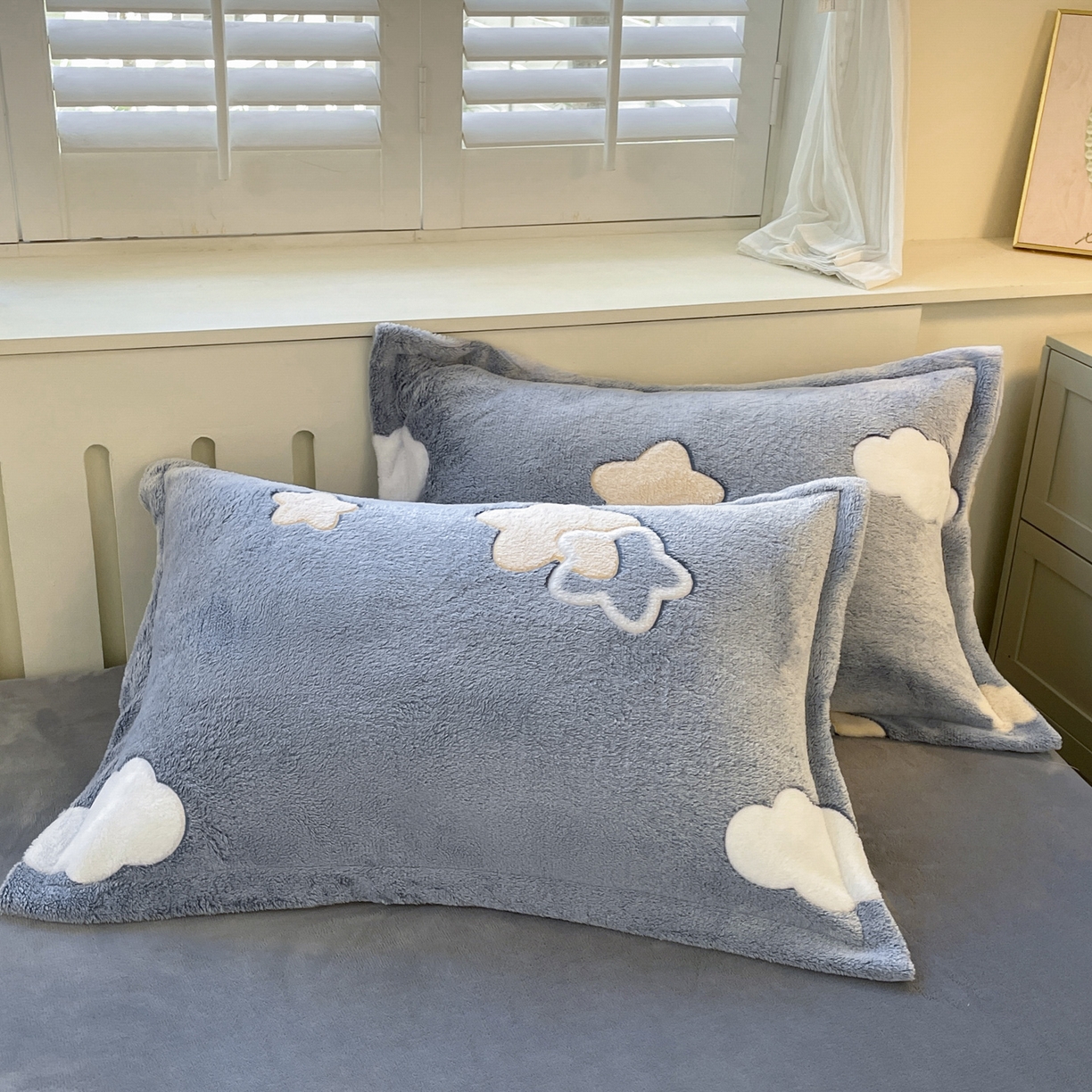 91家纺网 家纺一手货源 找家纺 沐慕 2025新款A类200g加厚雪花绒180g牛奶绒四件套 星星月亮