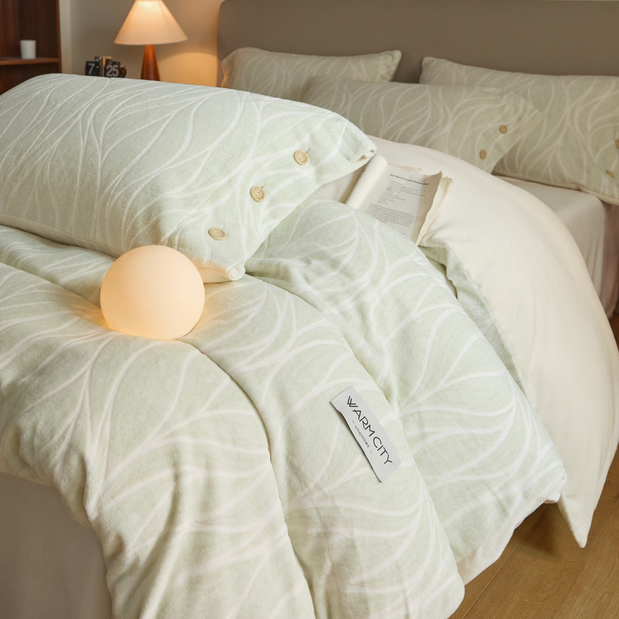 91家纺网 家纺一手货源 找家纺 （总）吾诺家居 吾诺 纽扣式雕花牛奶绒四件套-曲线系列 烂花四件套纽扣款