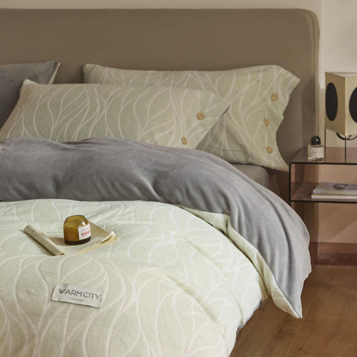 91家纺网 家纺一手货源 找家纺 （总）吾诺家居 吾诺 纽扣式雕花牛奶绒四件套-曲线系列 烂花四件套纽扣款