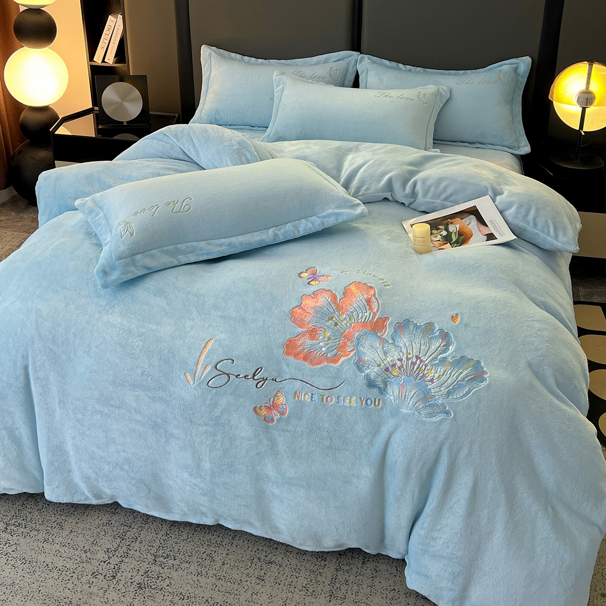 91家纺网 家纺一手货源 找家纺 居易简 2025新款亲肤刺绣款牛奶绒四件套-蝶影翩翩 蝶影翩翩-天蓝