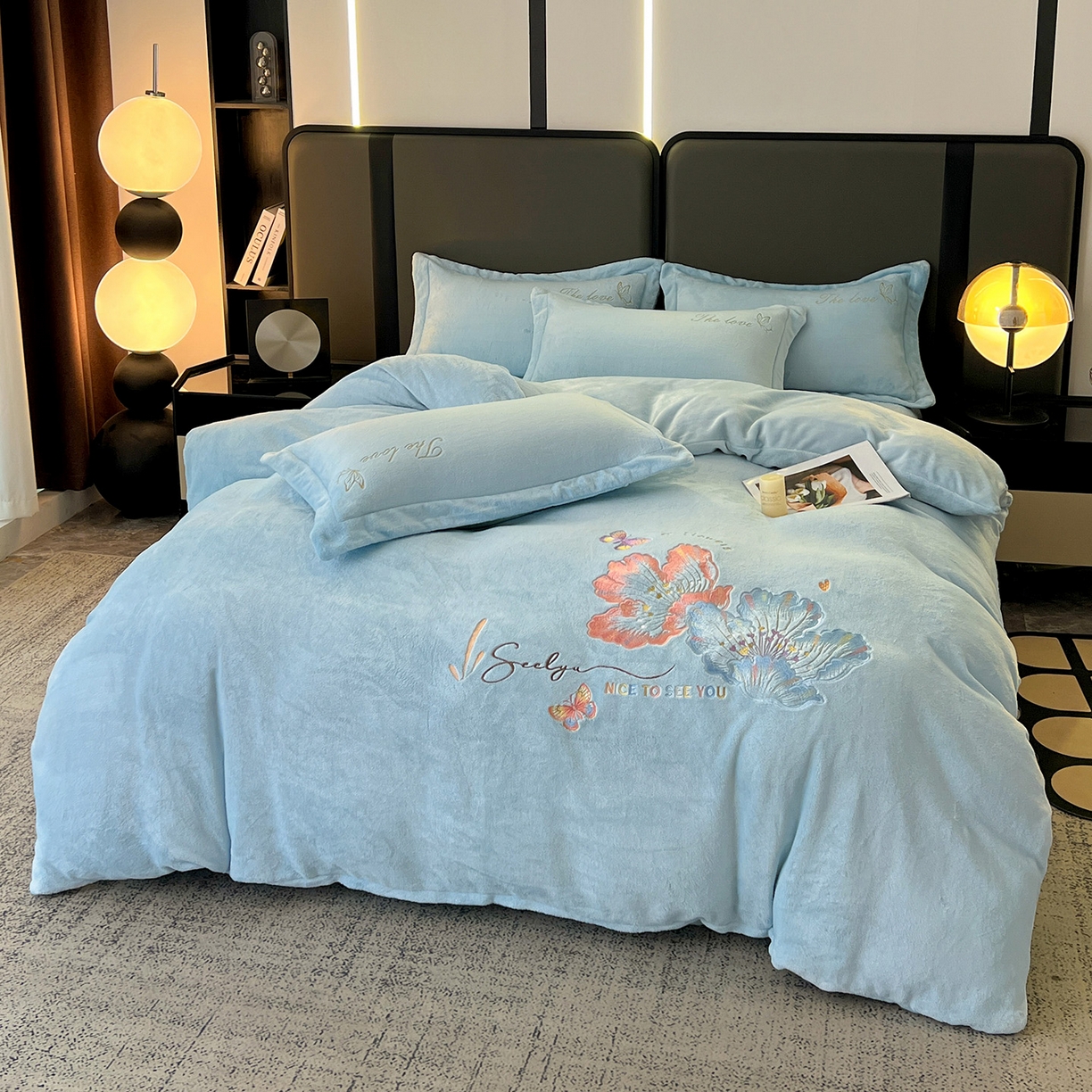 91家纺网 家纺一手货源 找家纺 居易简 2025新款亲肤刺绣款牛奶绒四件套-蝶影翩翩 蝶影翩翩-天蓝