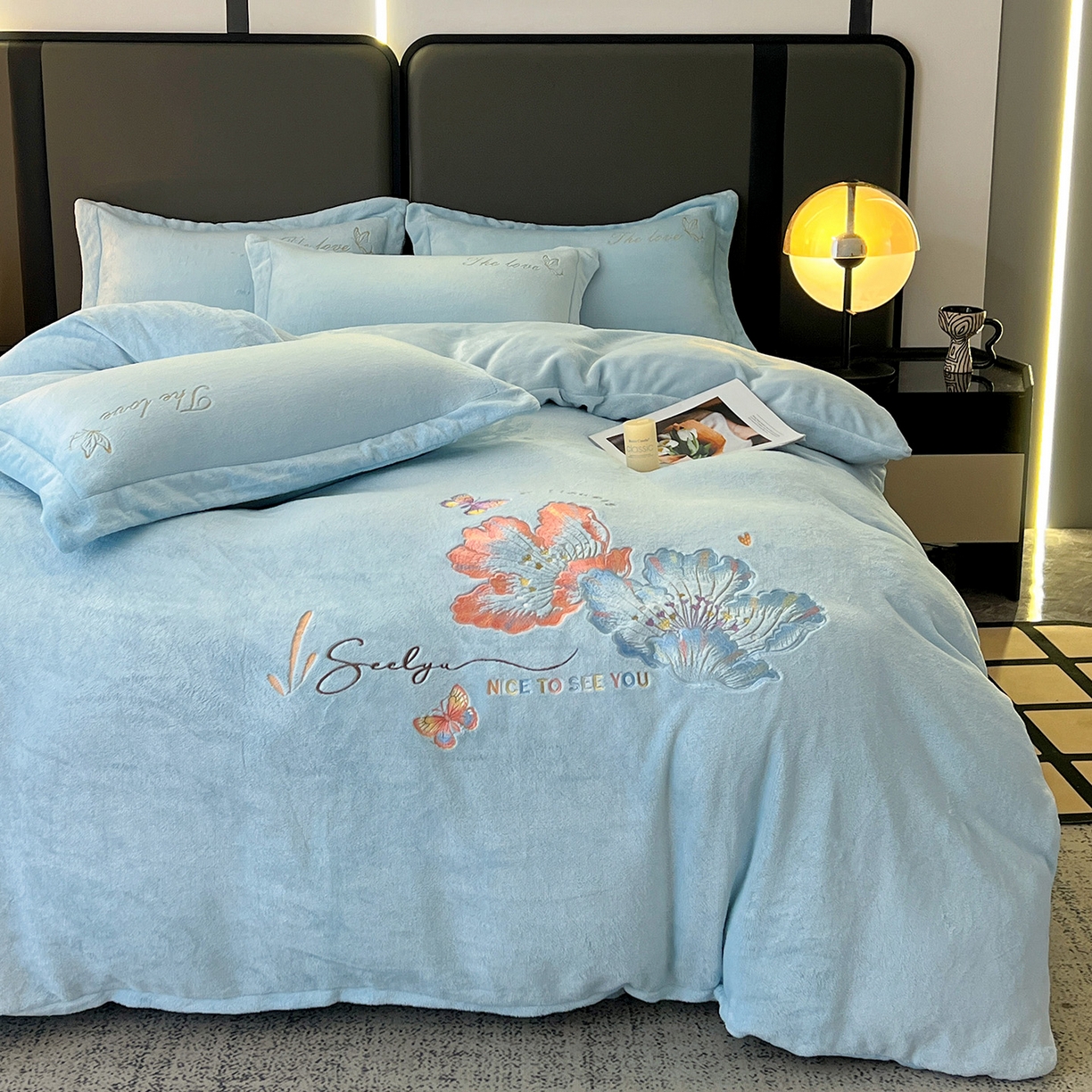 91家纺网 家纺一手货源 找家纺 居易简 2025新款亲肤刺绣款牛奶绒四件套-蝶影翩翩 蝶影翩翩-天蓝