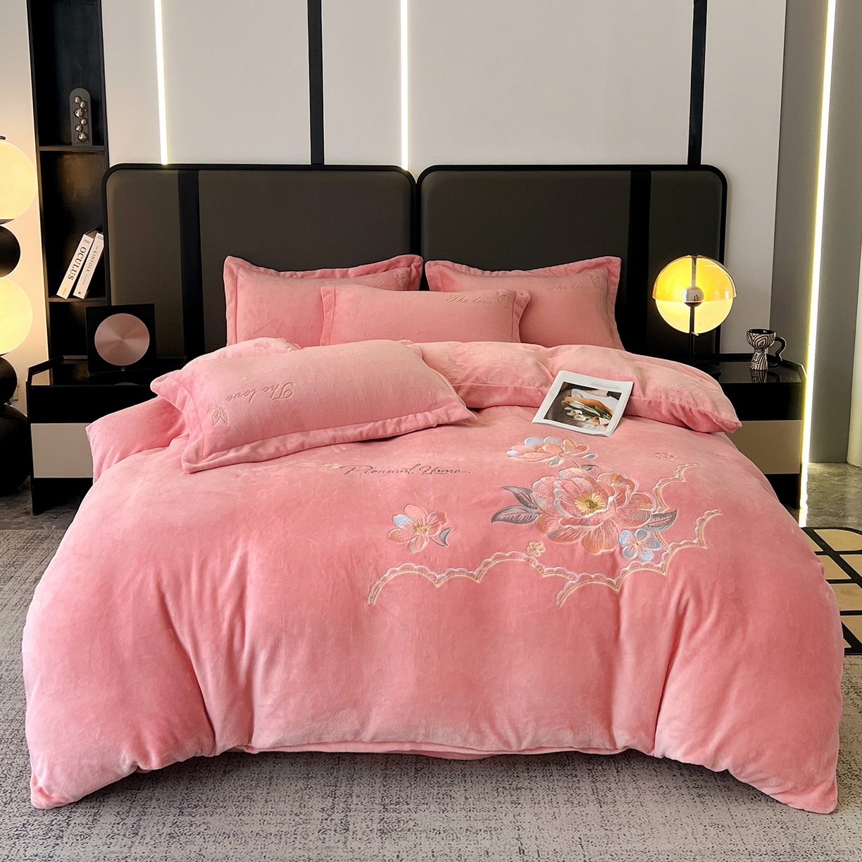 91家纺网 家纺一手货源 找家纺 （总）居易简 2025新款亲肤刺绣款牛奶绒四件套-花晨月夕