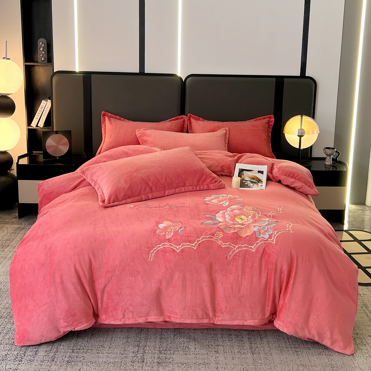 91家纺网 家纺一手货源 找家纺 居易简 2025新款亲肤刺绣款牛奶绒四件套-花晨月夕 花晨月夕-姜红