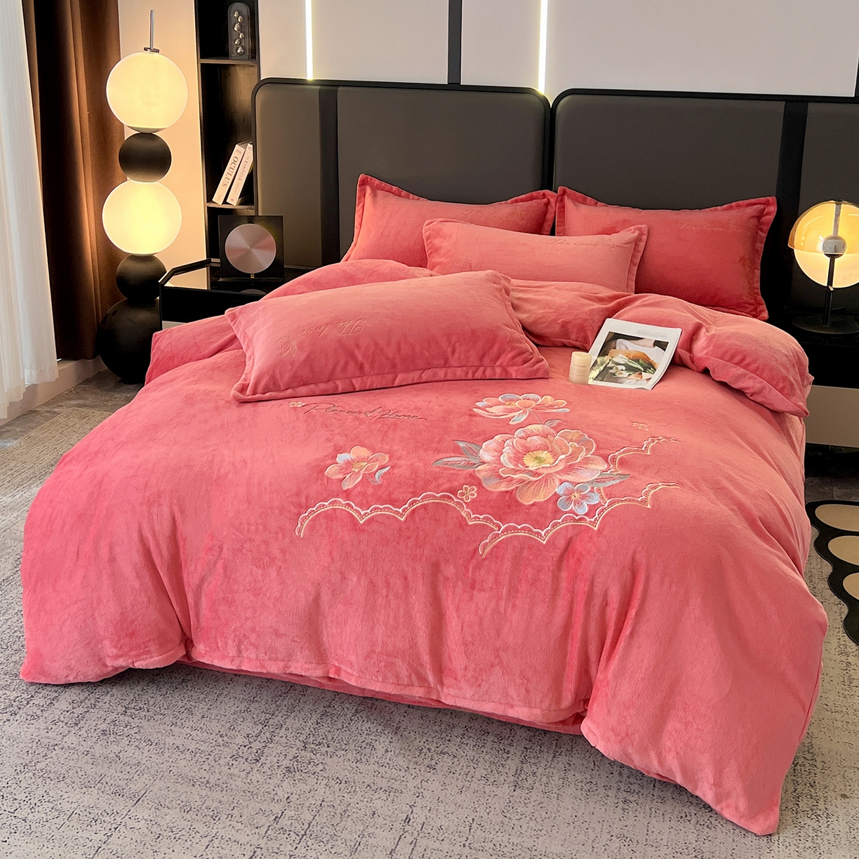 91家纺网 家纺一手货源 找家纺 居易简 2025新款亲肤刺绣款牛奶绒四件套-花晨月夕 花晨月夕-姜红