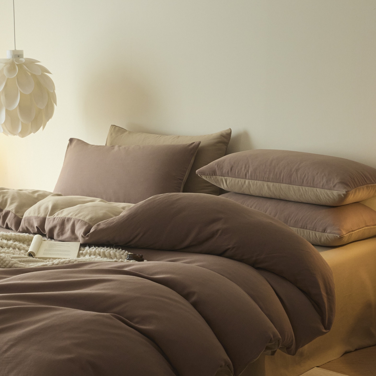 91家纺网 家纺一手货源 找家纺 小叮当家纺仓储工厂店 2025新款提供买家秀爆款花型不断货60s水洗提花全棉纯棉磨毛四件套 迷雾棕+茶褐棕