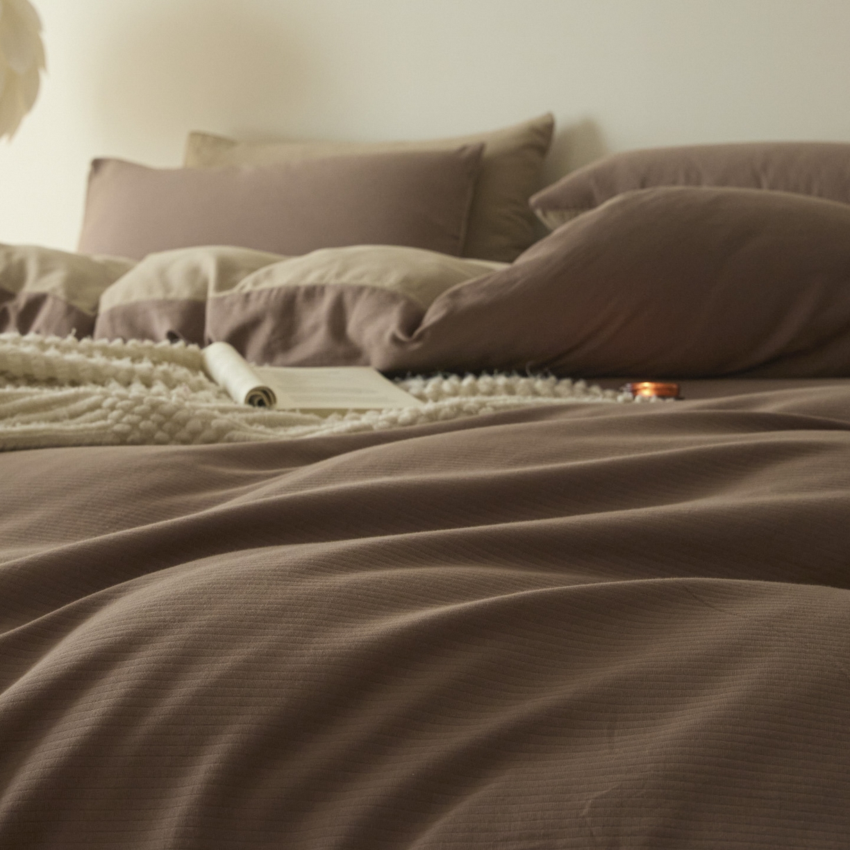 91家纺网 家纺一手货源 找家纺 小叮当家纺仓储工厂店 2025新款提供买家秀爆款花型不断货60s水洗提花全棉纯棉磨毛四件套 迷雾棕+茶褐棕