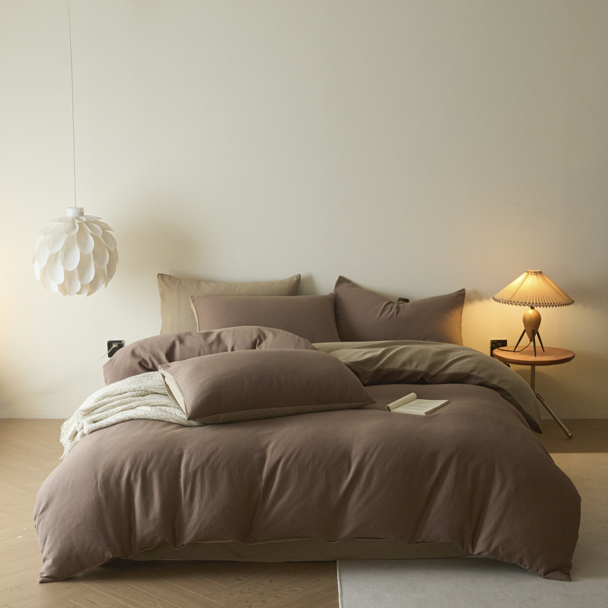 91家纺网 家纺一手货源 找家纺 小叮当家纺仓储工厂店 2025新款提供买家秀爆款花型不断货60s水洗提花全棉纯棉磨毛四件套 迷雾棕+茶褐棕