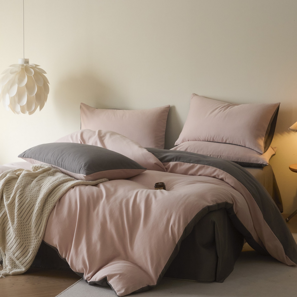 91家纺网 家纺一手货源 找家纺 小叮当家纺仓储工厂店 2025新款提供买家秀爆款花型不断货60s水洗提花全棉纯棉磨毛四件套 芭蕾粉+骑士灰