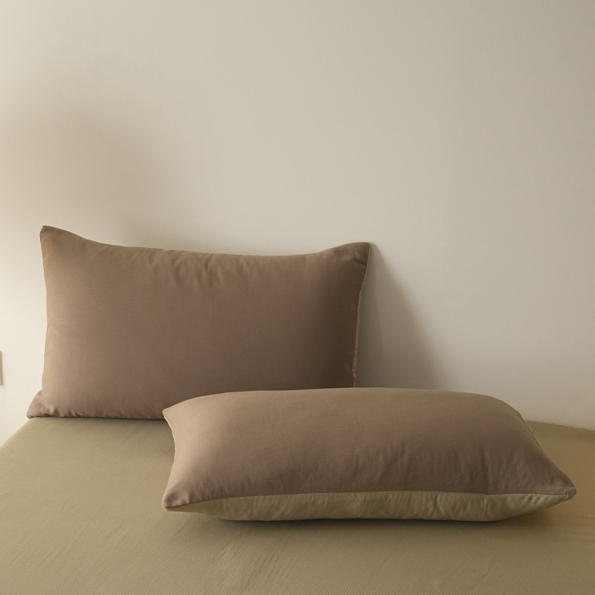 91家纺网 家纺一手货源 找家纺 小叮当家纺仓储工厂店 2025新款提供买家秀爆款花型不断货60s水洗提花全棉纯棉磨毛四件套 迷雾棕+茶褐棕