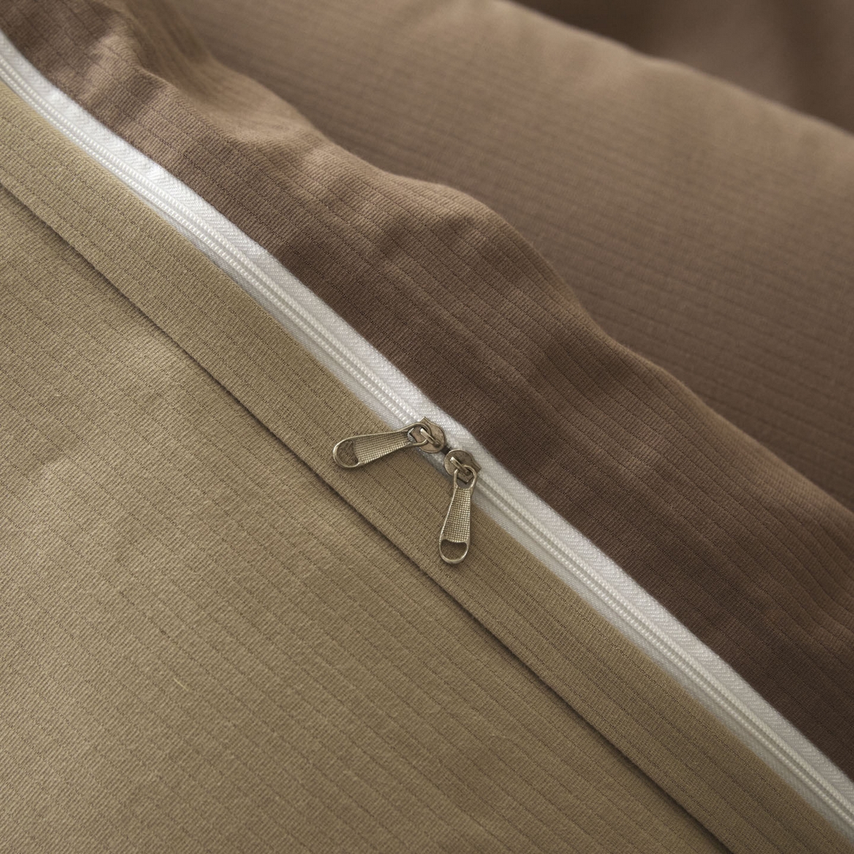 91家纺网 家纺一手货源 找家纺 小叮当家纺仓储工厂店 2025新款提供买家秀爆款花型不断货60s水洗提花全棉纯棉磨毛四件套 迷雾棕+茶褐棕