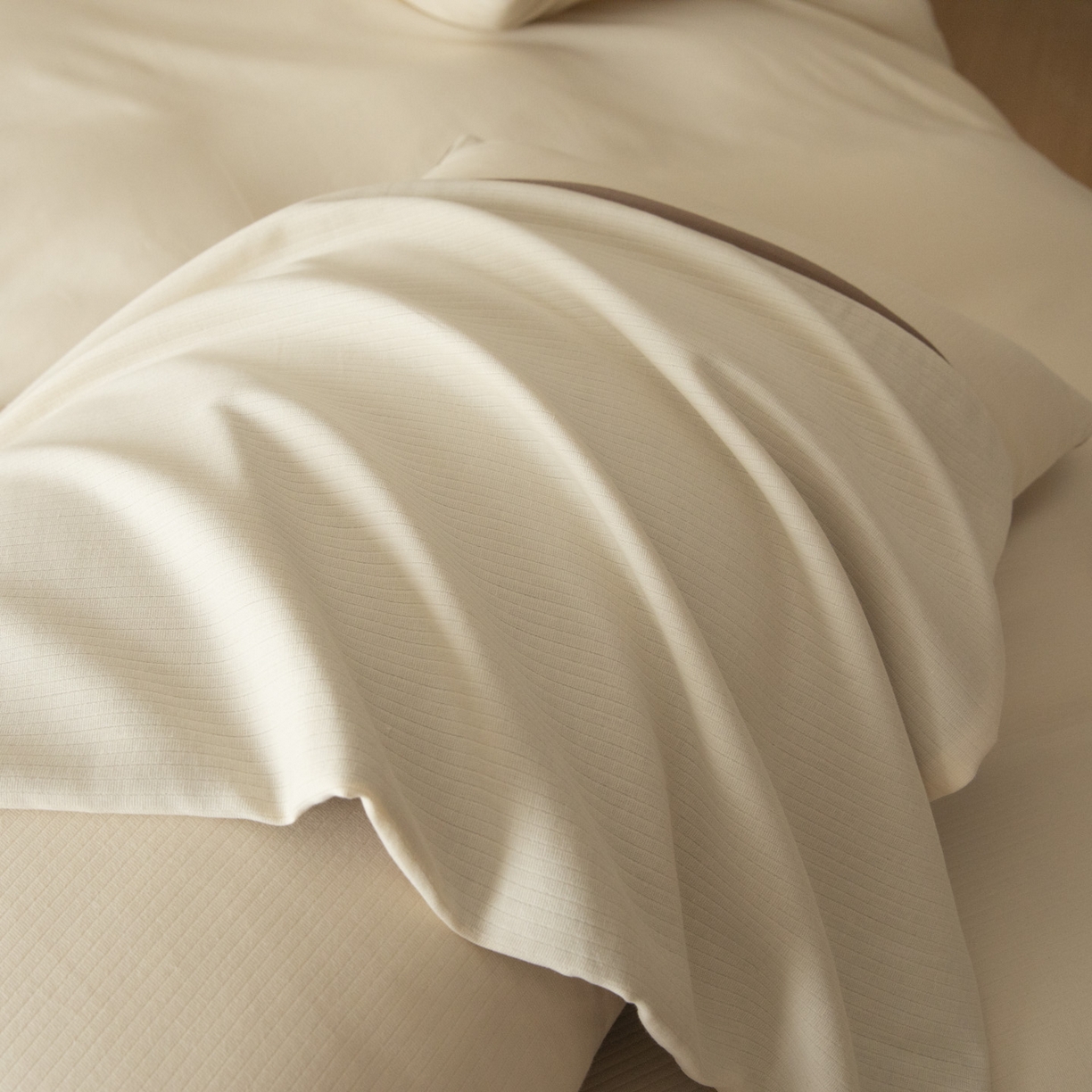 91家纺网 家纺一手货源 找家纺 小叮当家纺仓储工厂店 2025新款提供买家秀爆款花型不断货60s水洗提花全棉纯棉磨毛四件套 米杏色+迷雾棕