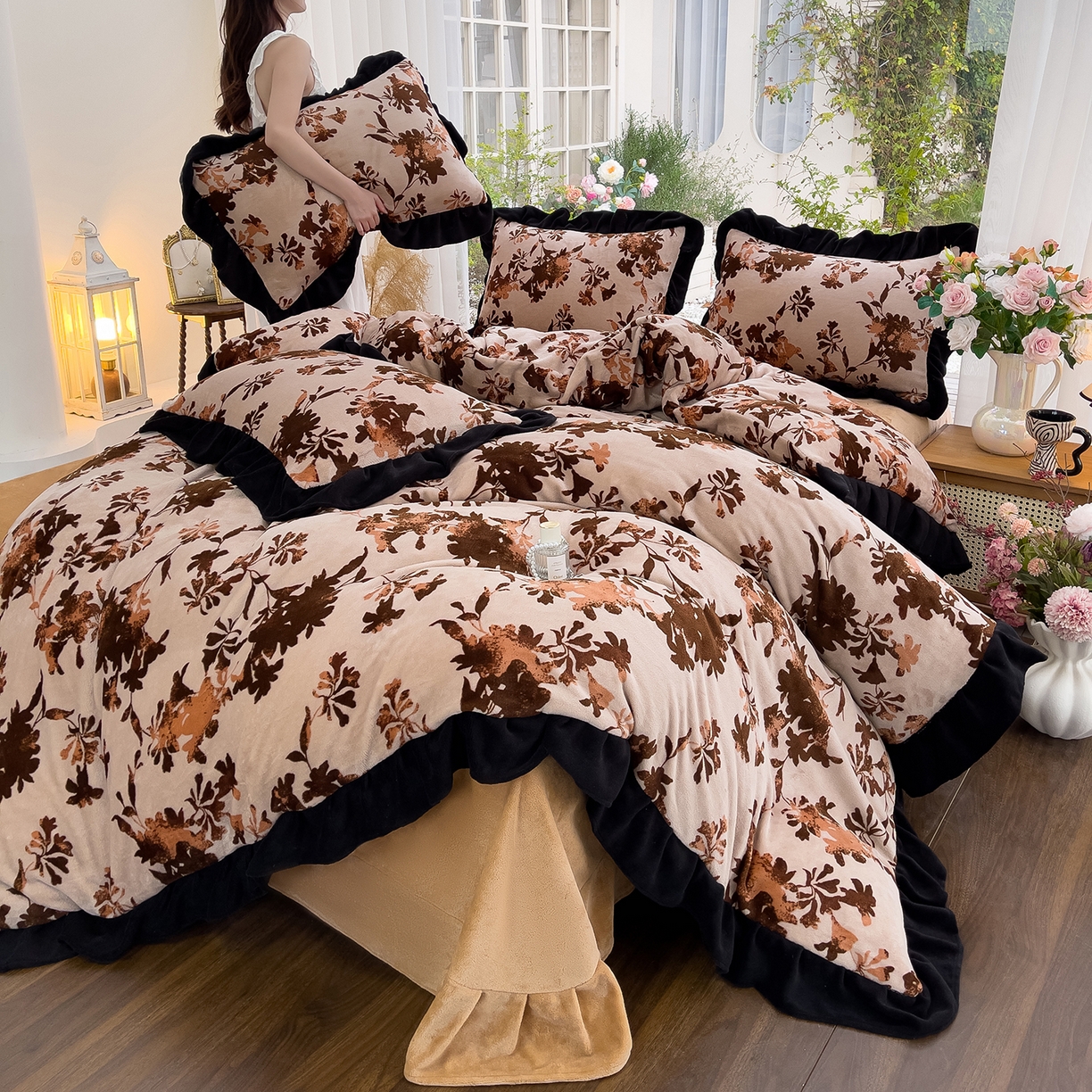 赛丽雅 2025新款赫本风牛奶绒床裙款黑色花边四件套花边款 8-9 斤加厚面料 沐夏