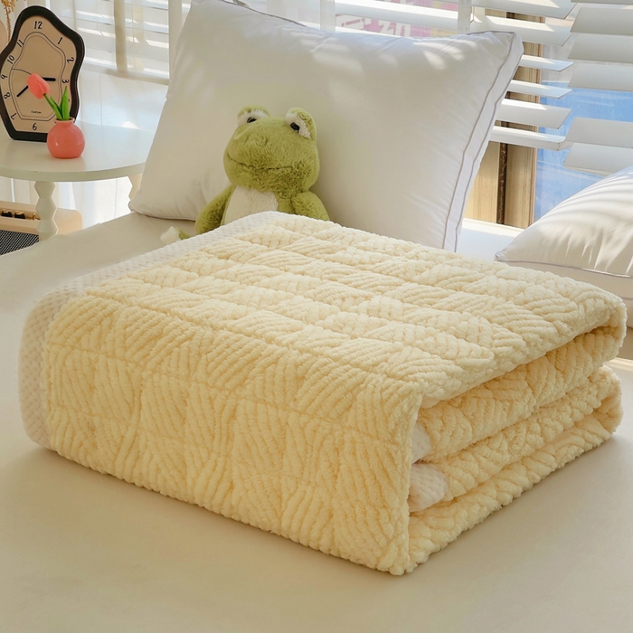 91家纺网 家纺一手货源 找家纺 （总）预言家纺 2025新款亲肤薄垫绒系列床垫