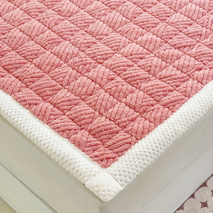 91家纺网 家纺一手货源 找家纺 预言家纺 2025新款亲肤薄垫绒系列床垫 薄垫绒豆沙