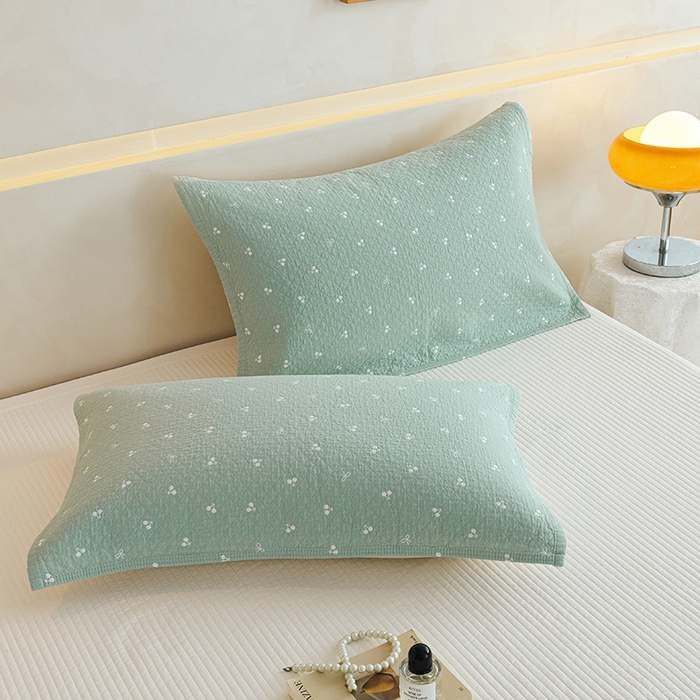 91家纺网 家纺一手货源 找家纺 棠薇家纺 2025新款 枕巾纯棉纱布水洗全棉纱布纯棉耐脏吸汗透气预缩水 樱桃朵朵绿