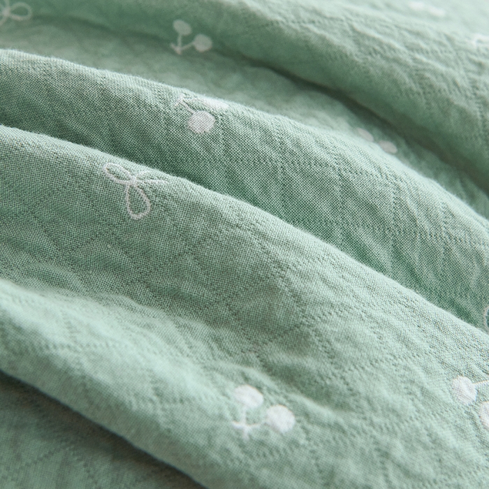 91家纺网 家纺一手货源 找家纺 棠薇家纺 2025新款 枕巾纯棉纱布水洗全棉纱布纯棉耐脏吸汗透气预缩水 樱桃朵朵绿