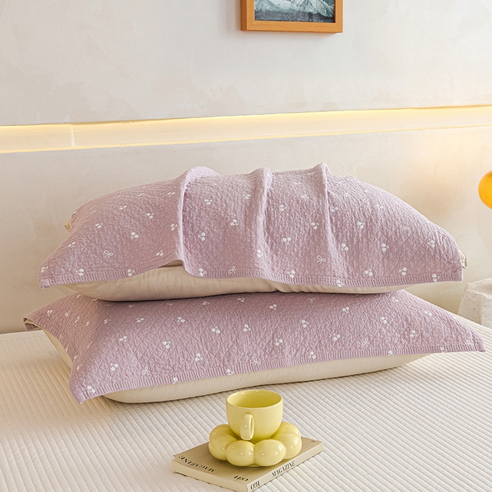 91家纺网 家纺一手货源 找家纺 棠薇家纺 2025新款 枕巾纯棉纱布水洗全棉纱布纯棉耐脏吸汗透气预缩水 樱桃朵朵粉