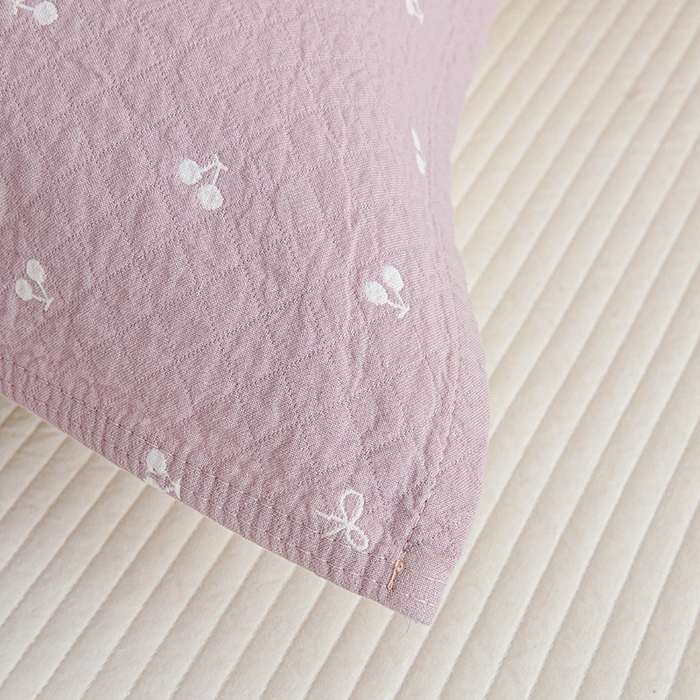 91家纺网 家纺一手货源 找家纺 棠薇家纺 2025新款 枕巾纯棉纱布水洗全棉纱布纯棉耐脏吸汗透气预缩水 樱桃朵朵粉