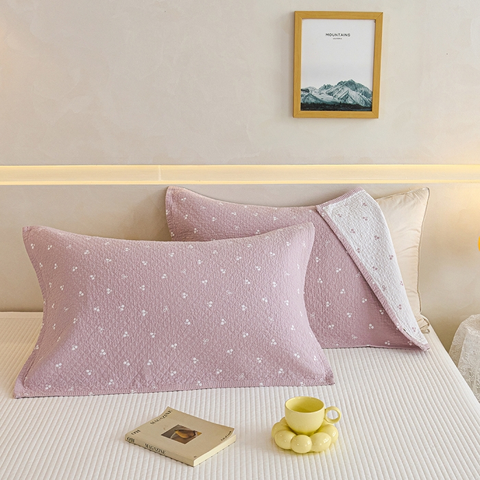 91家纺网 家纺一手货源 找家纺 棠薇家纺 2025新款 枕巾纯棉纱布水洗全棉纱布纯棉耐脏吸汗透气预缩水 樱桃朵朵粉