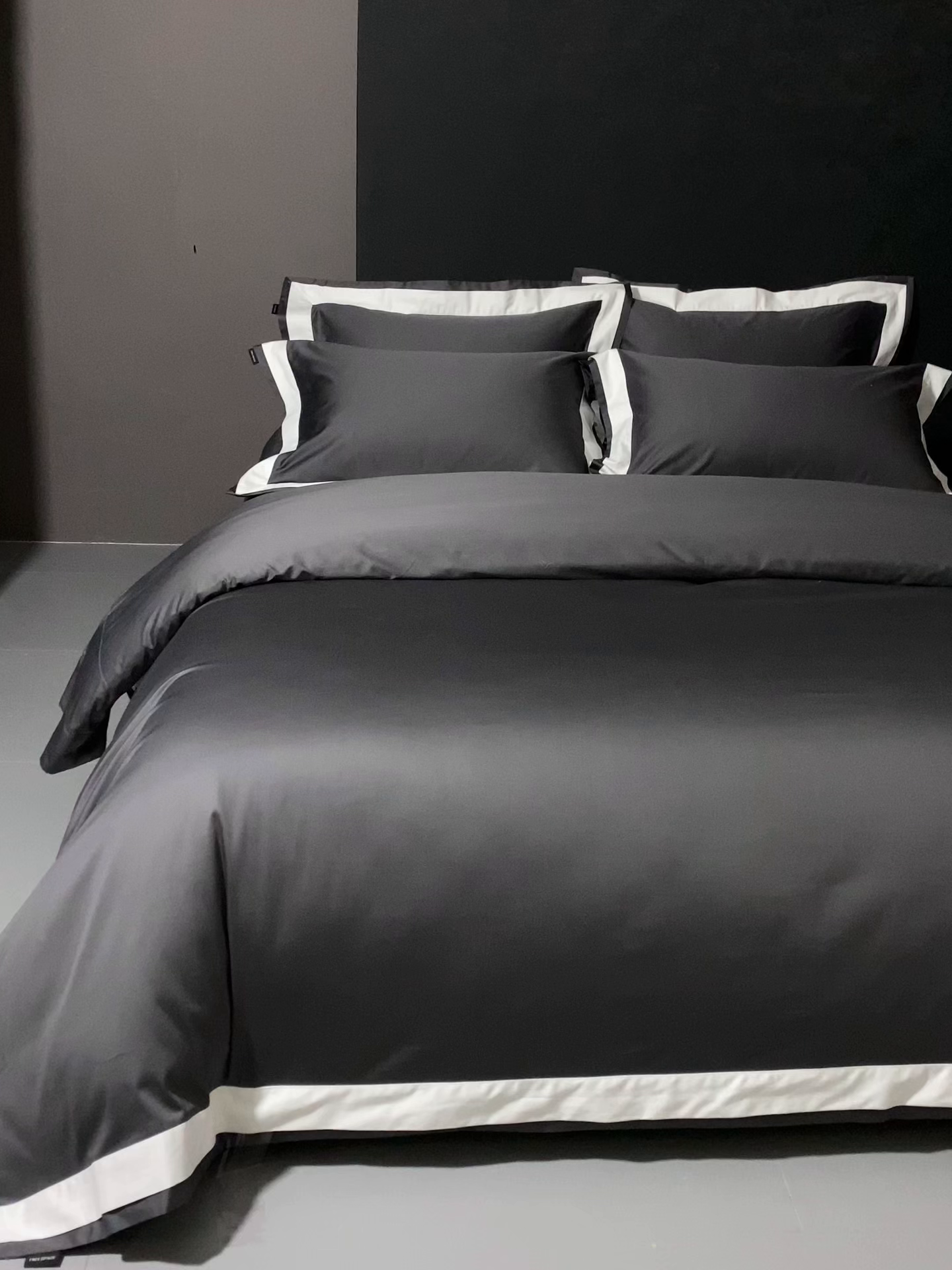 91家纺网 家纺一手货源 找家纺 南泉坊 2025新款亲肤舒适全棉纯棉长绒棉双层荷叶边撞色四件套-休斯顿 休斯顿-深灰