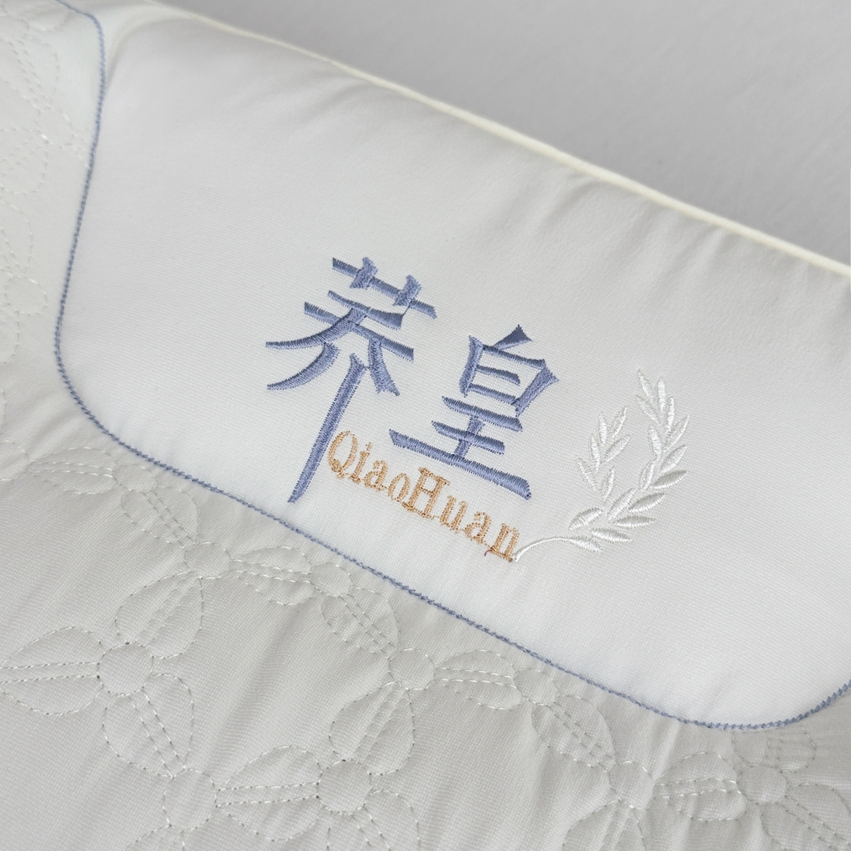 91家纺网 家纺一手货源 找家纺 宇诺家纺 2025新款亲肤荞皇枕头枕芯 白色