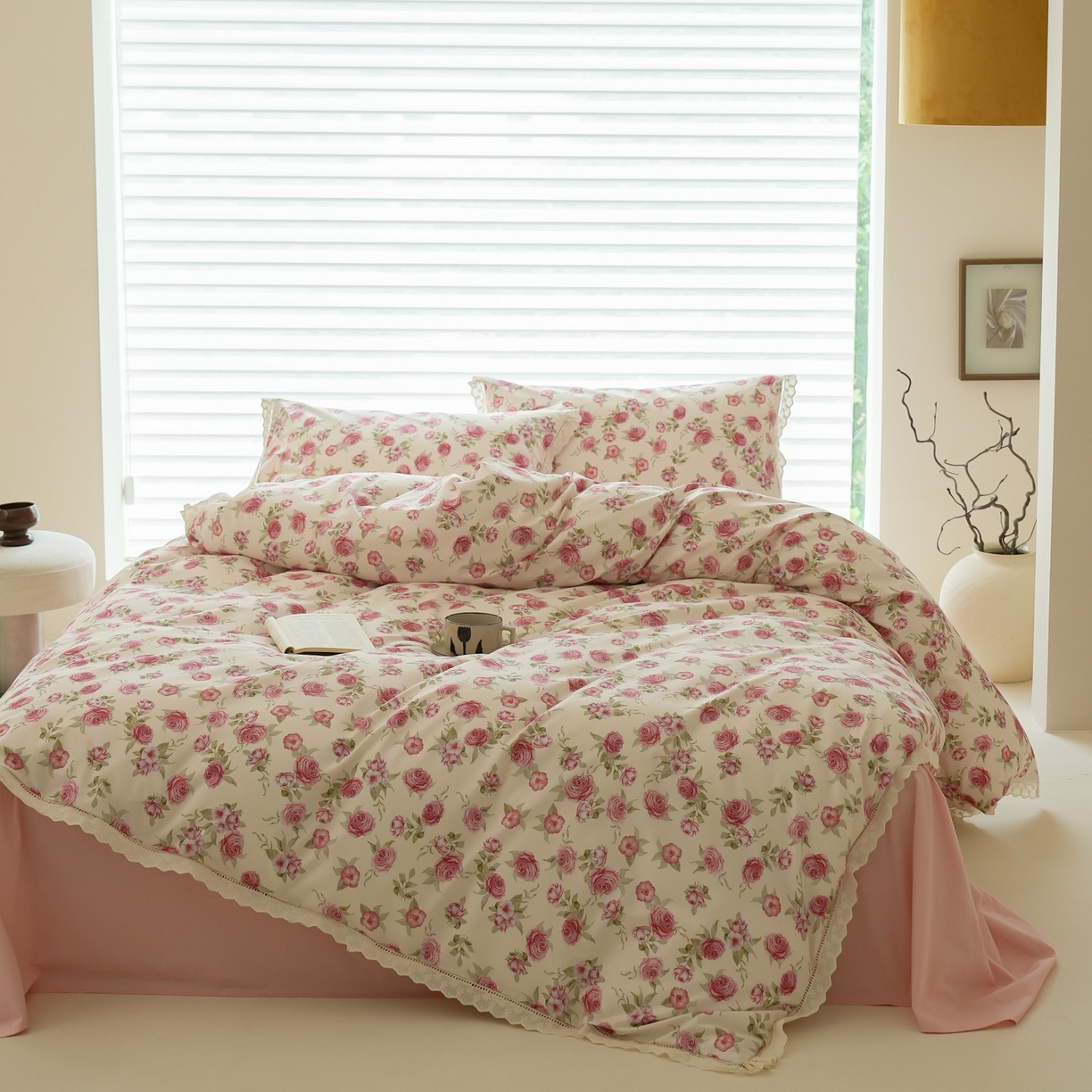 91家纺网 家纺一手货源 找家纺 （总）洺兰家居 2025年小清新全棉13372镂空花边小碎花ins风水洗棉四件套