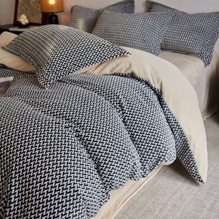 91家纺网 家纺一手货源 找家纺 （总）安莱生活 2025新款加厚250克全消光提花印花牛奶绒四件套-谧雅系列