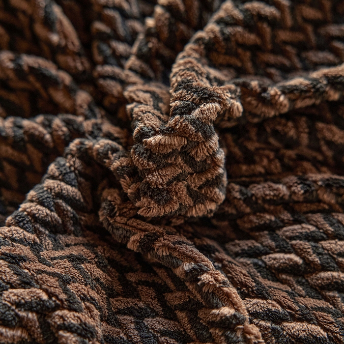 91家纺网 家纺一手货源 找家纺 安莱生活 2025新款加厚250克全消光提花印花牛奶绒四件套-谧雅系列 谧雅棕咖