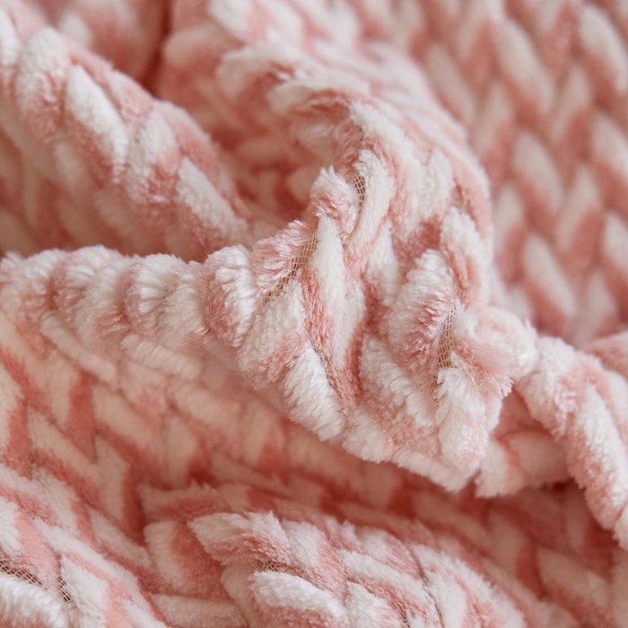 91家纺网 家纺一手货源 找家纺 安莱生活 2025新款加厚250克全消光提花印花牛奶绒四件套-谧雅系列 谧雅黛粉