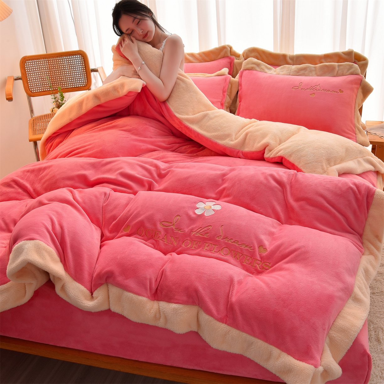 91家纺网 家纺一手货源 找家纺 笙意 新款牛奶绒刺绣四件套-繁花系列 繁花-玫玫红