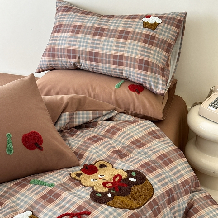 91家纺网 家纺一手货源 找家纺 锦觅 2025秋冬A类数码印花全棉纯棉磨毛绣花保暖四件套 奶油小熊