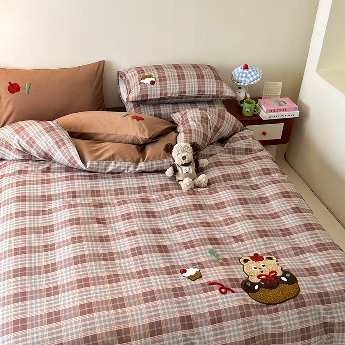 91家纺网 家纺一手货源 找家纺 锦觅 2025秋冬A类数码印花全棉纯棉磨毛绣花保暖四件套 奶油小熊