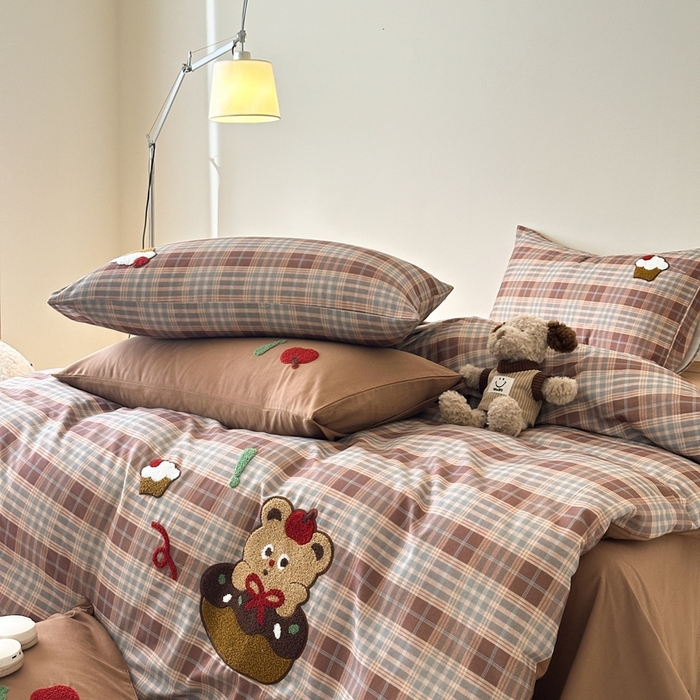 91家纺网 家纺一手货源 找家纺 锦觅 2025秋冬A类数码印花全棉纯棉磨毛绣花保暖四件套 奶油小熊