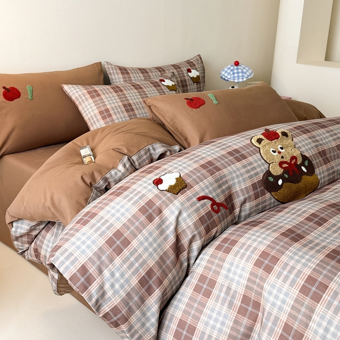 91家纺网 家纺一手货源 找家纺 锦觅 2025秋冬A类数码印花全棉纯棉磨毛绣花保暖四件套 奶油小熊