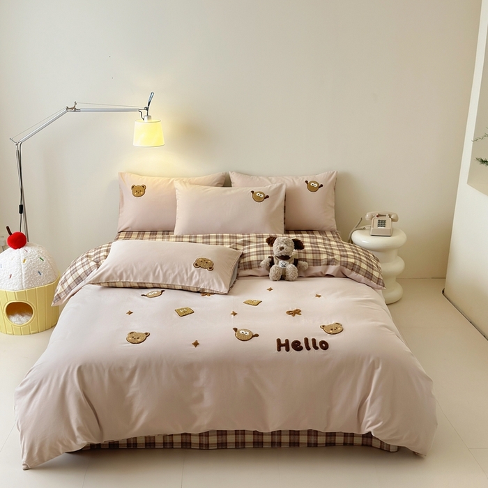 91家纺网 家纺一手货源 找家纺 锦觅 2025秋冬A类数码印花全棉纯棉磨毛绣花保暖四件套 欢乐小熊