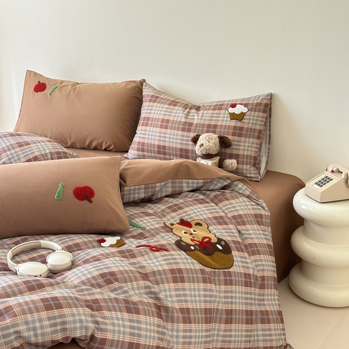 91家纺网 家纺一手货源 找家纺 锦觅 2025秋冬A类数码印花全棉纯棉磨毛绣花保暖四件套 奶油小熊