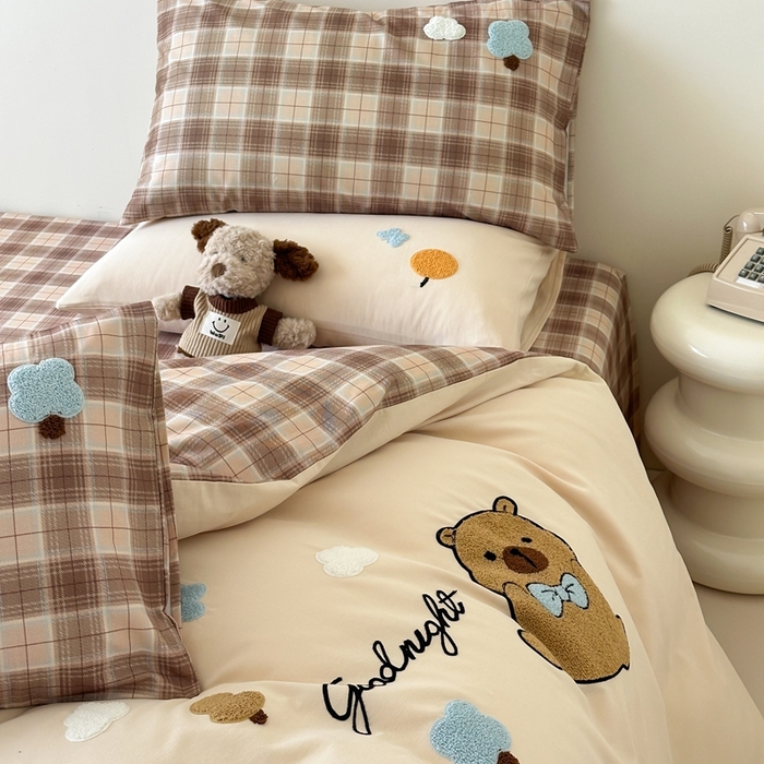 91家纺网 家纺一手货源 找家纺 锦觅 2025秋冬A类数码印花全棉纯棉磨毛绣花保暖四件套 欢乐巴拉