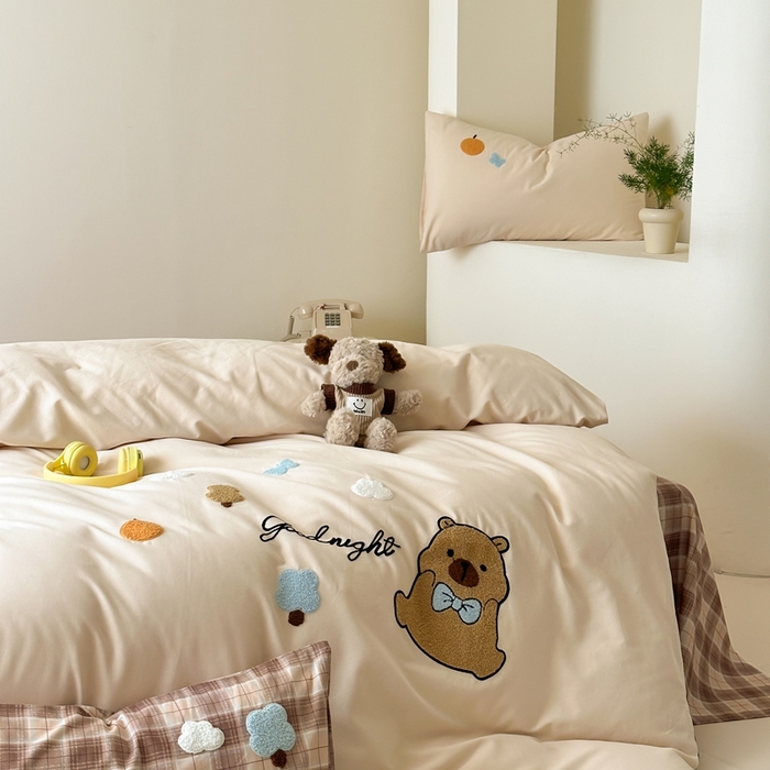 91家纺网 家纺一手货源 找家纺 锦觅 2025秋冬A类数码印花全棉纯棉磨毛绣花保暖四件套 欢乐巴拉