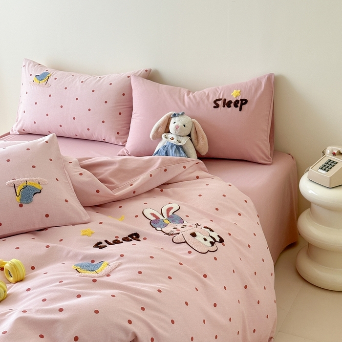 91家纺网 家纺一手货源 找家纺 锦觅 2025秋冬A类数码印花全棉纯棉磨毛绣花保暖四件套 贪睡兔兔