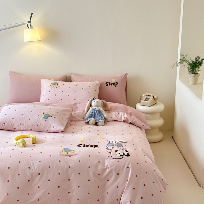 91家纺网 家纺一手货源 找家纺 锦觅 2025秋冬A类数码印花全棉纯棉磨毛绣花保暖四件套 贪睡兔兔