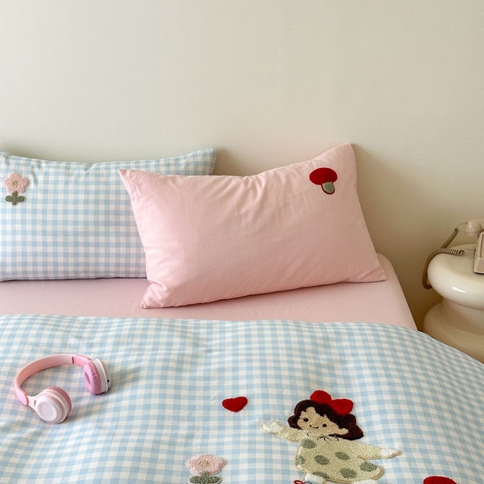 91家纺网 家纺一手货源 找家纺 锦觅 2025秋冬A类数码印花全棉纯棉磨毛绣花保暖四件套 可爱女孩