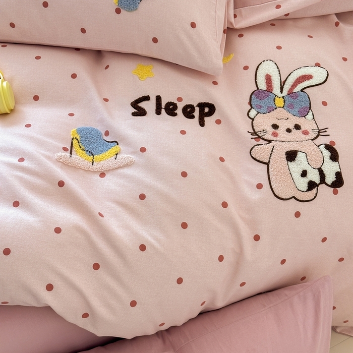 91家纺网 家纺一手货源 找家纺 锦觅 2025秋冬A类数码印花全棉纯棉磨毛绣花保暖四件套 贪睡兔兔