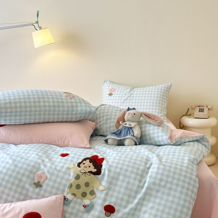 91家纺网 家纺一手货源 找家纺 锦觅 2025秋冬A类数码印花全棉纯棉磨毛绣花保暖四件套 可爱女孩