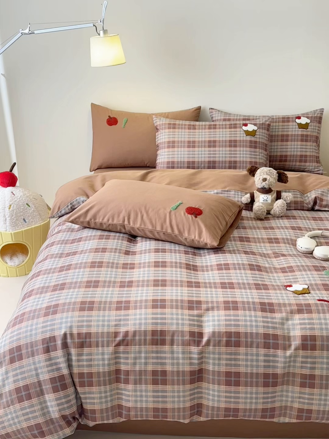 91家纺网 家纺一手货源 找家纺 锦觅 2025秋冬A类数码印花全棉纯棉磨毛绣花保暖四件套 奶油小熊