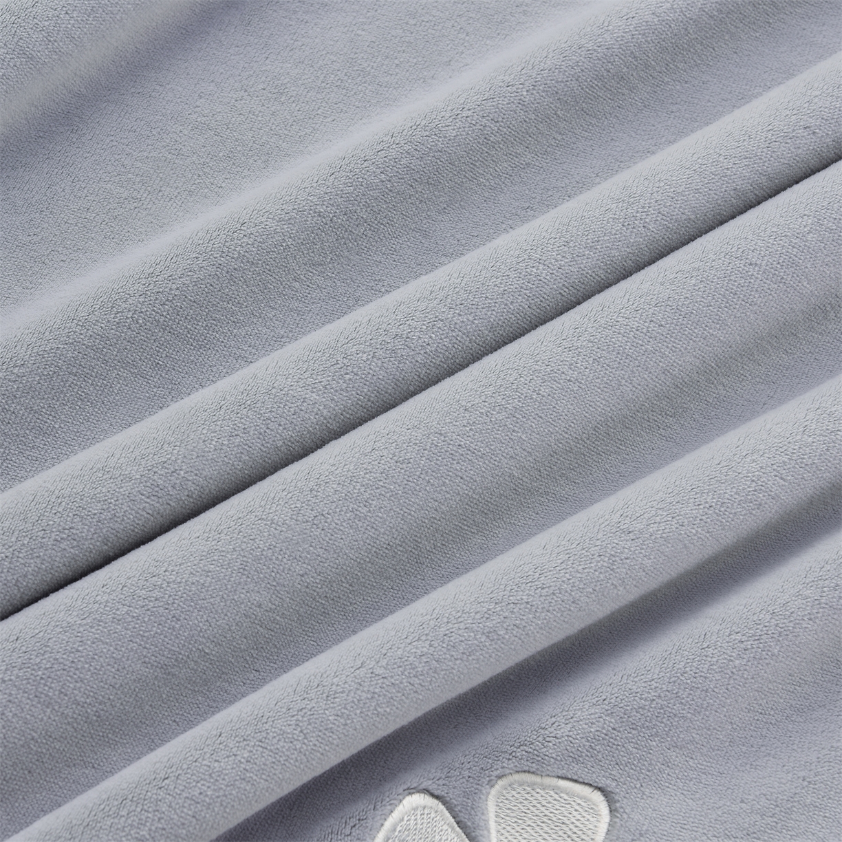 91家纺网 家纺一手货源 找家纺 笙意 新款牛奶绒刺绣四件套-繁花系列 繁花-海清