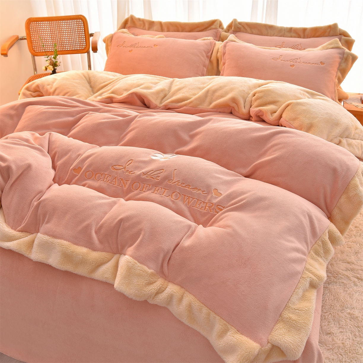 91家纺网 家纺一手货源 找家纺 笙意 新款牛奶绒刺绣四件套-繁花系列 繁花-可可粉